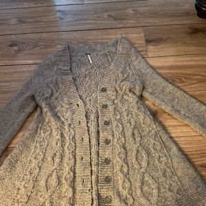 Grey sweater